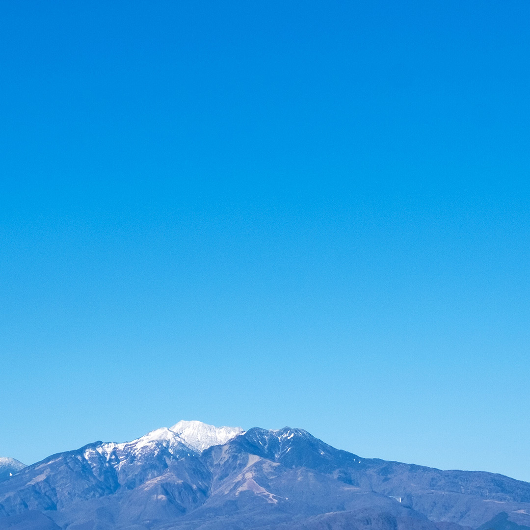 男体山と女峰山