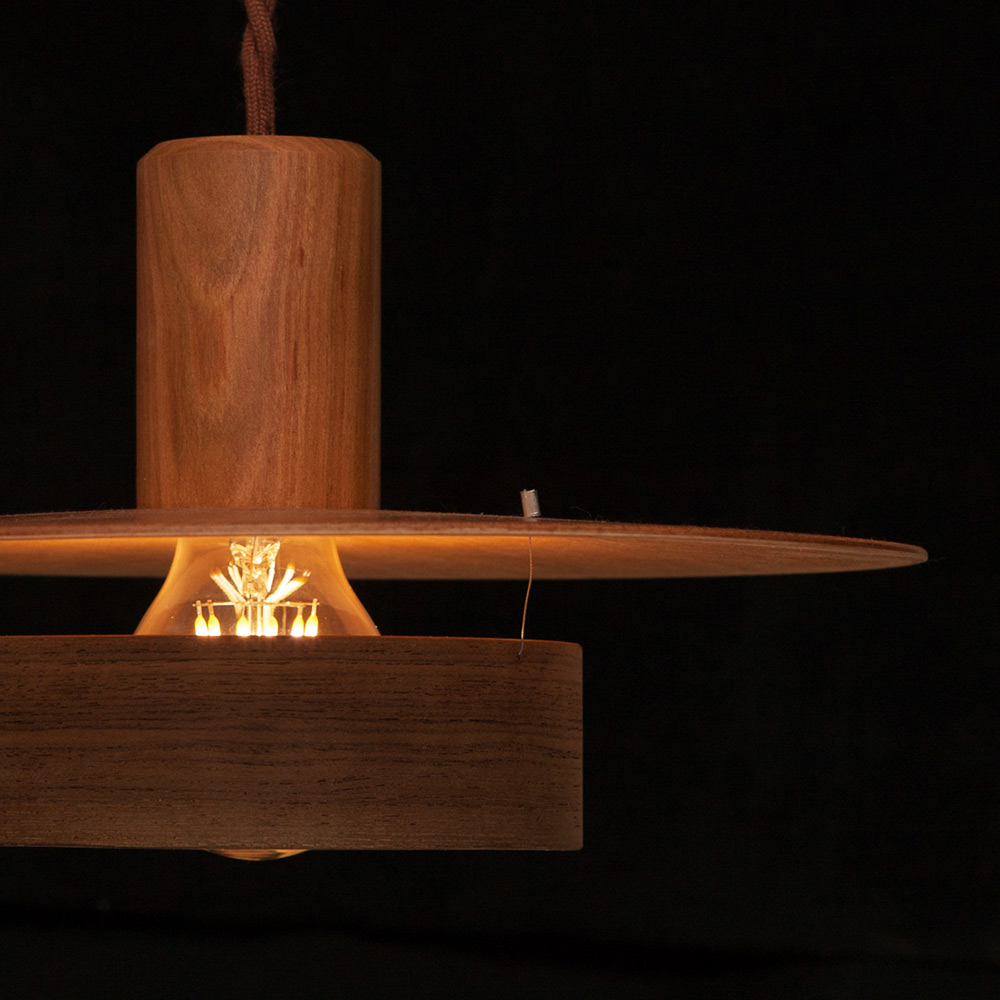 木のペンダントランプ Wooden Pendant Lamp / 北欧スタイルの特注家具 / IKURU SUTO